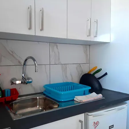 Apartment Centrally Located Close To The Ocean.