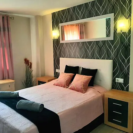 Apartment Centrally Located Close To The Ocean.